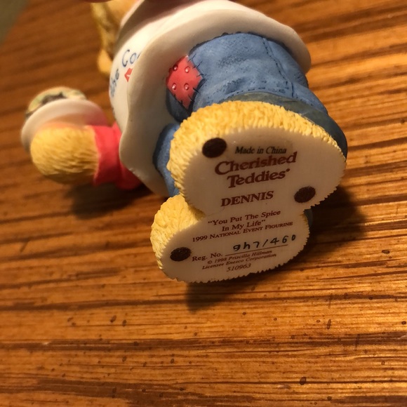 Cherished Teddies "Dennis" - Kiss the Cook - Picture 3 of 4